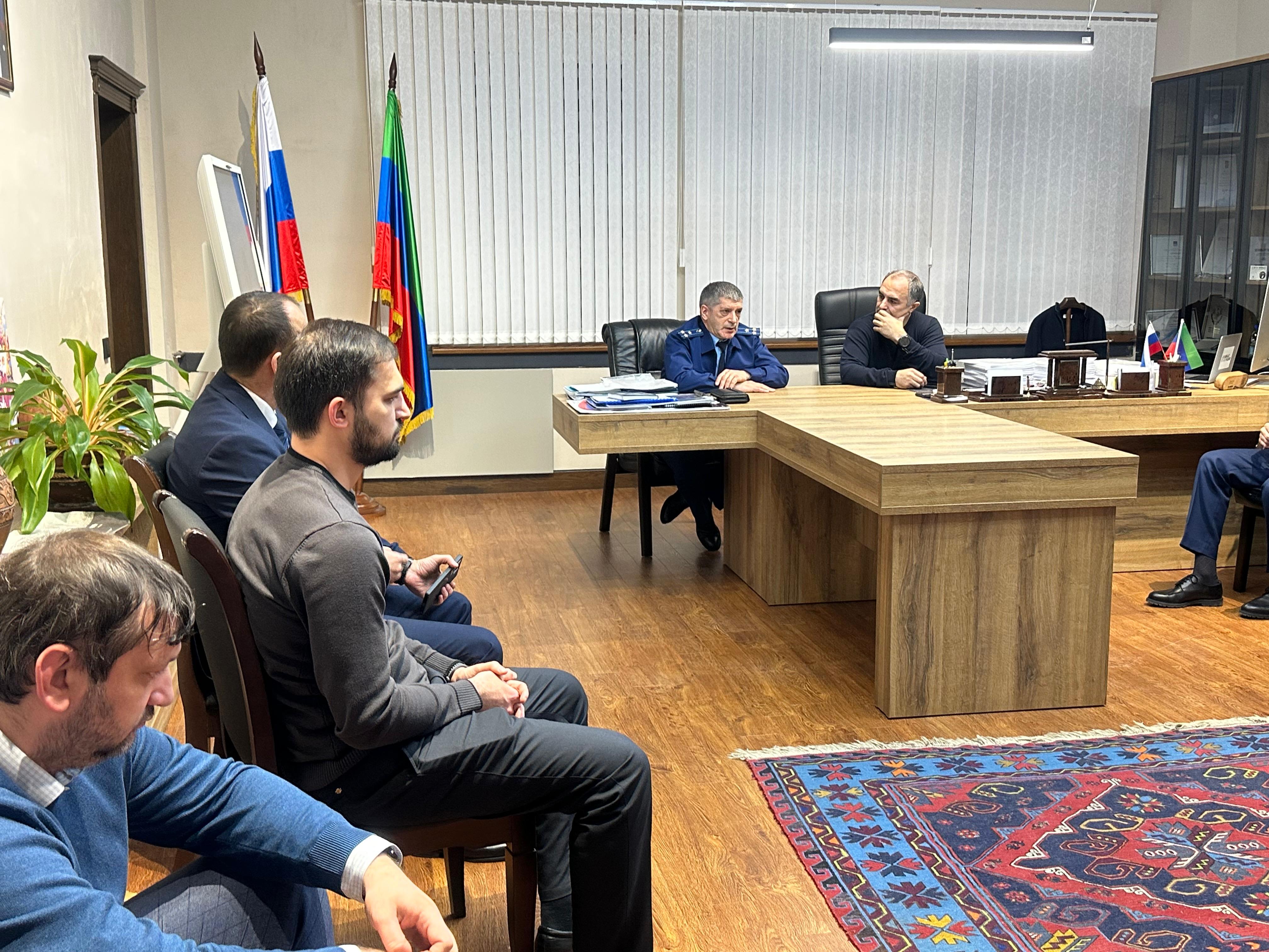 В Минцифры Дагестана прошел семинар по профилактике коррупции: прокурор разъяснил детали законодательства и ответственности